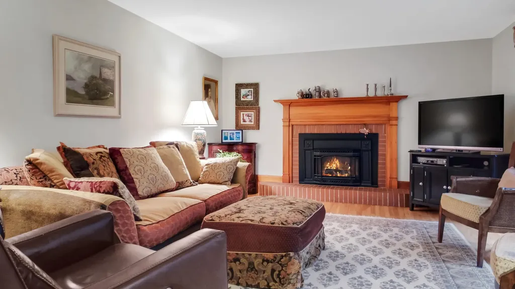 27 Fairview Street Gardiner ME 04345