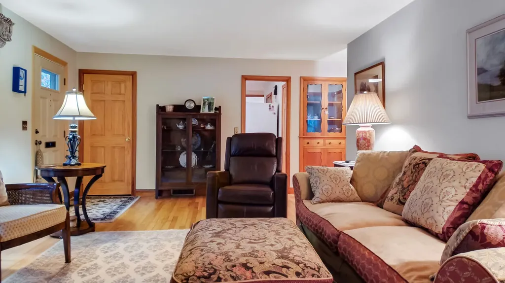 27 Fairview Street Gardiner ME 04345