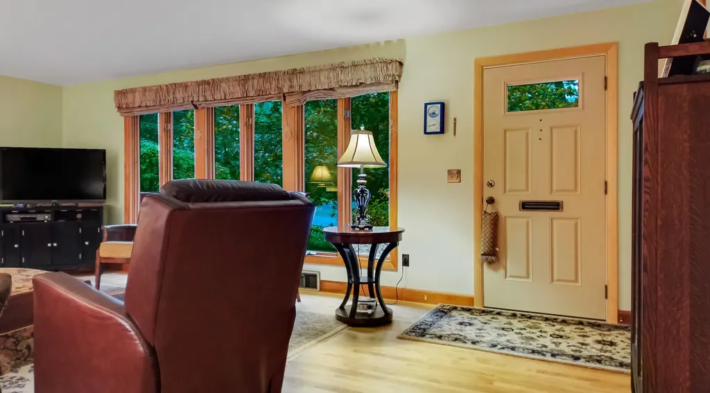 27 Fairview Street Gardiner ME 04345