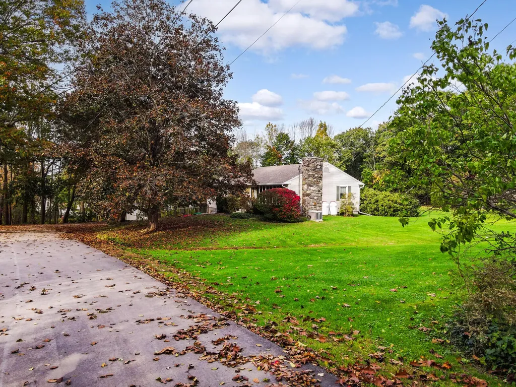 27 Fairview Street Gardiner ME 04345
