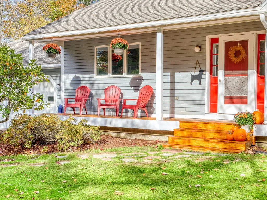 7 Sandy Ridge Road Brunswick ME 04011
