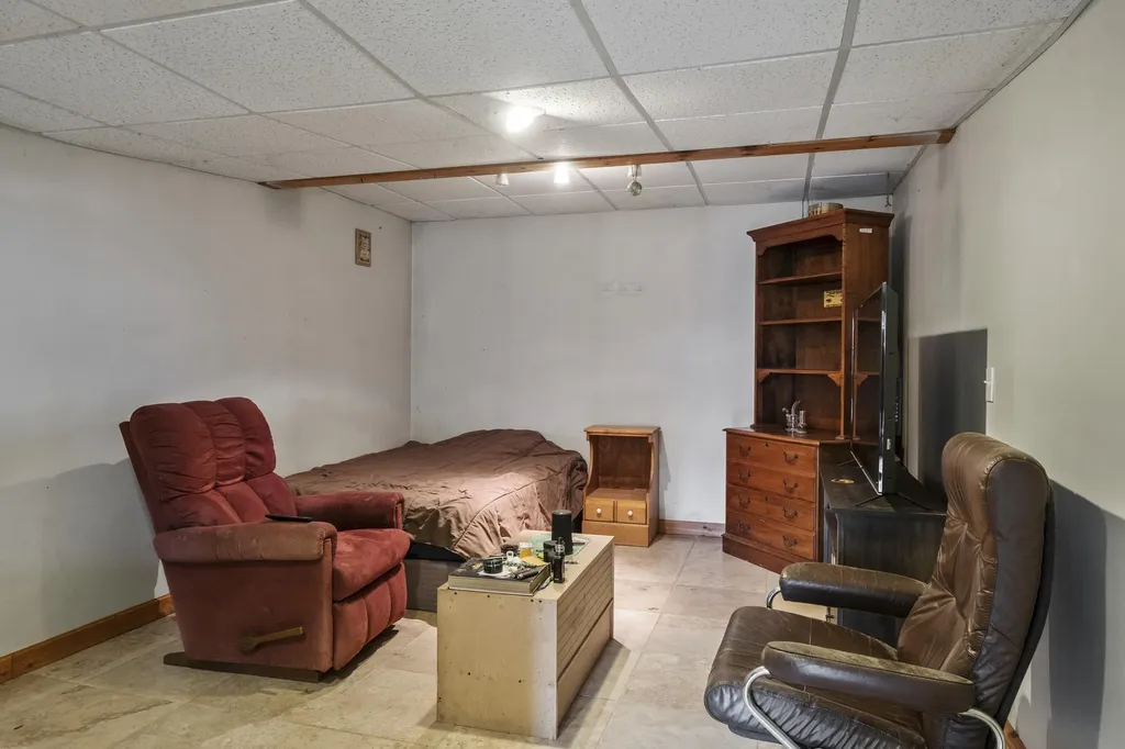 1797 Clarry Hill Road Union ME 04862