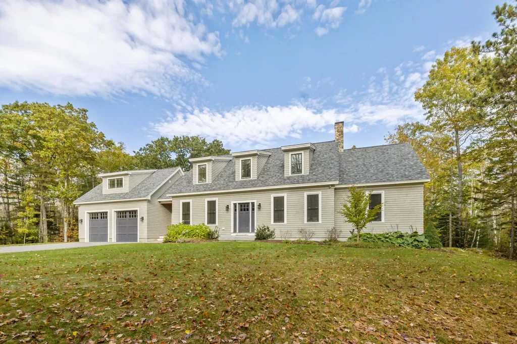 25 New Adams Road Kennebunkport ME 04046