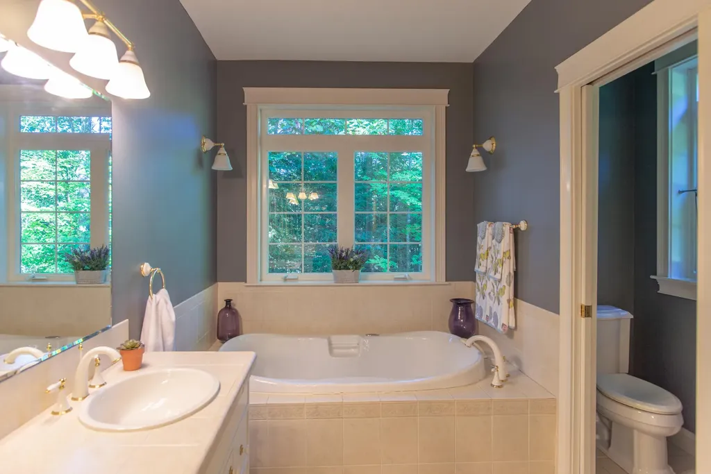 23 Boardwalk Avenue Windham ME 04062