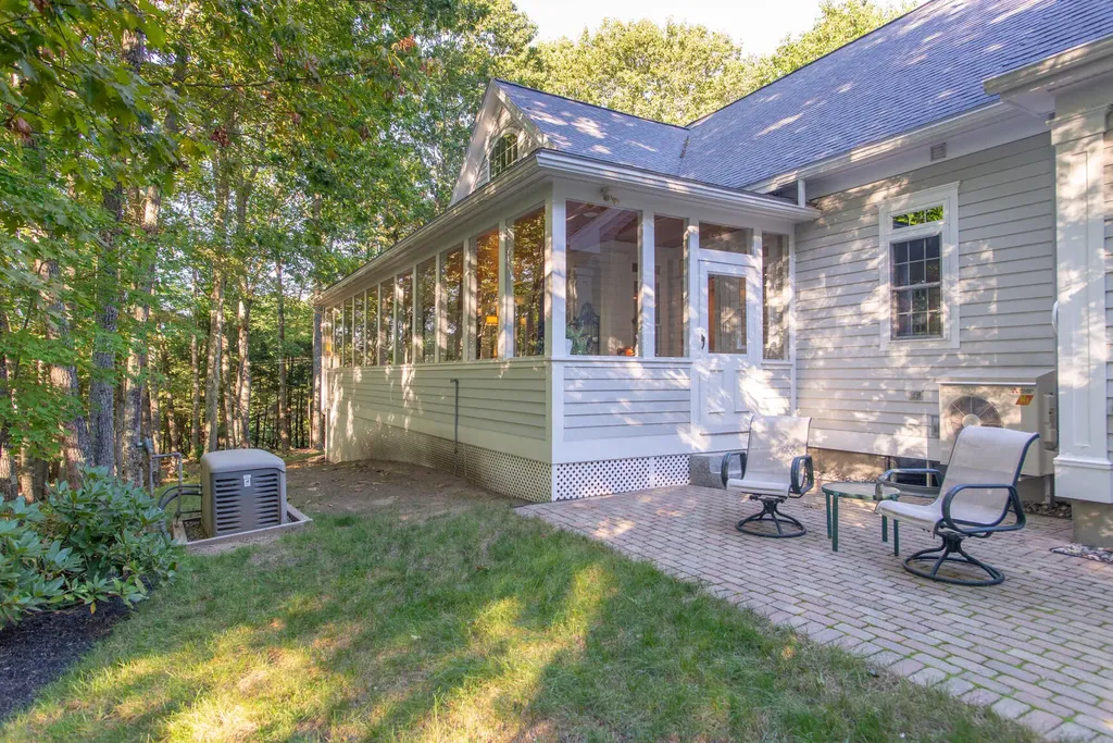23 Boardwalk Avenue Windham ME 04062
