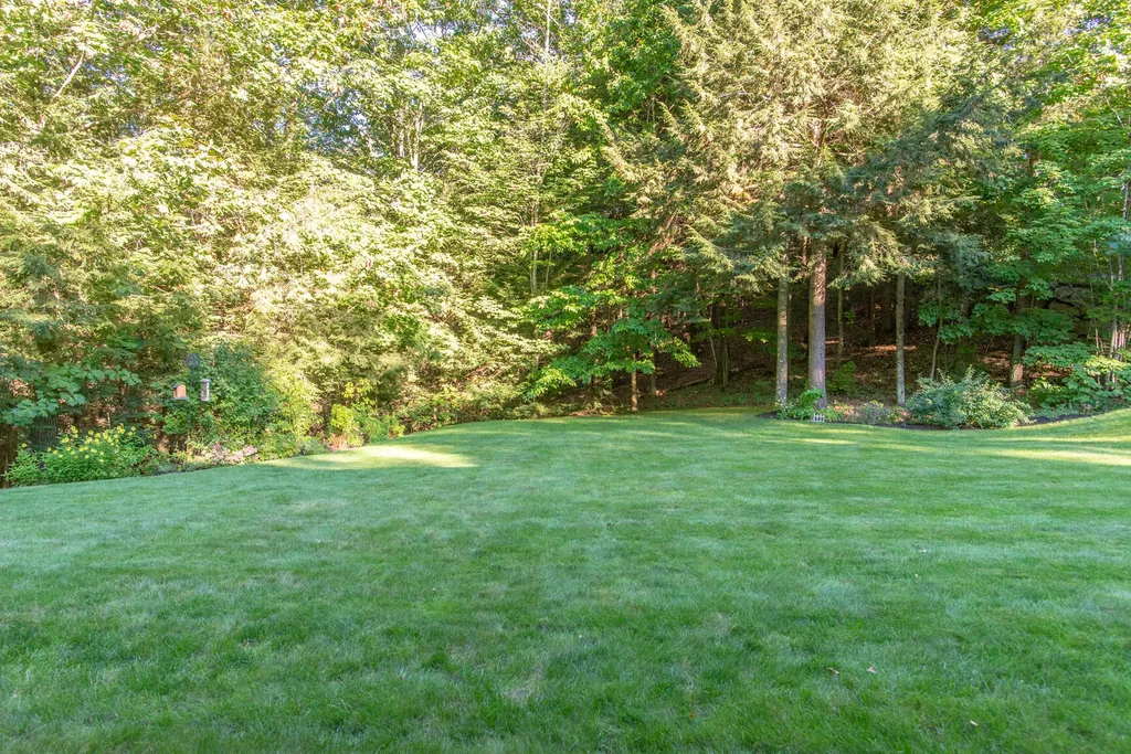 23 Boardwalk Avenue Windham ME 04062