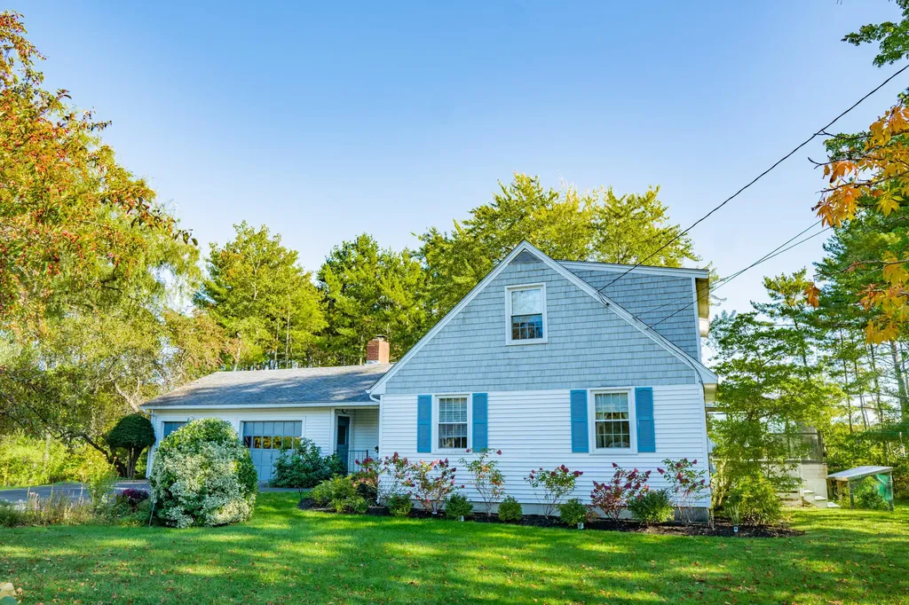18 Webber Avenue Bath ME 04530