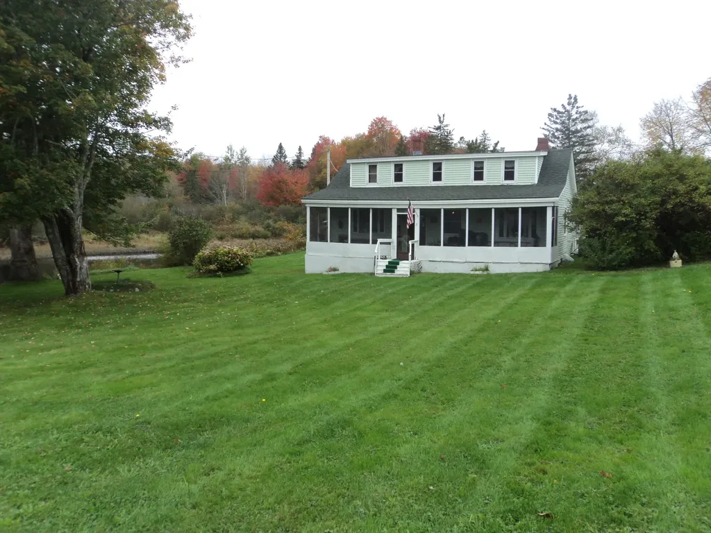 2 E Main Street Searsport ME 04974