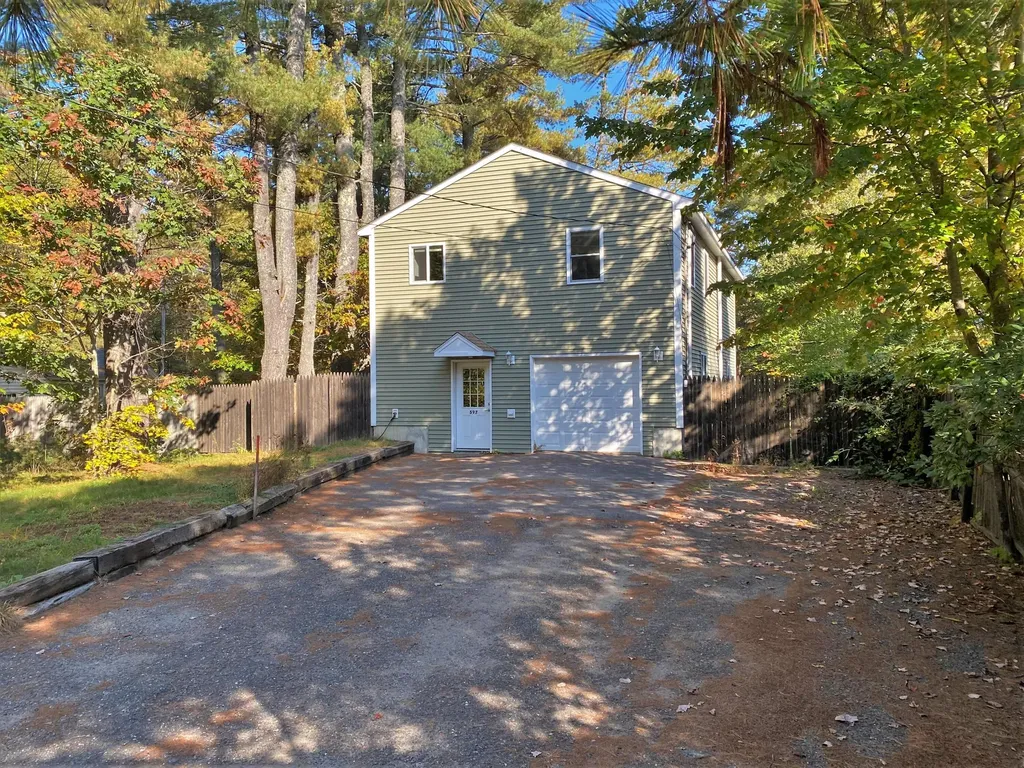 597 Ossipee Trail W Standish ME 04084