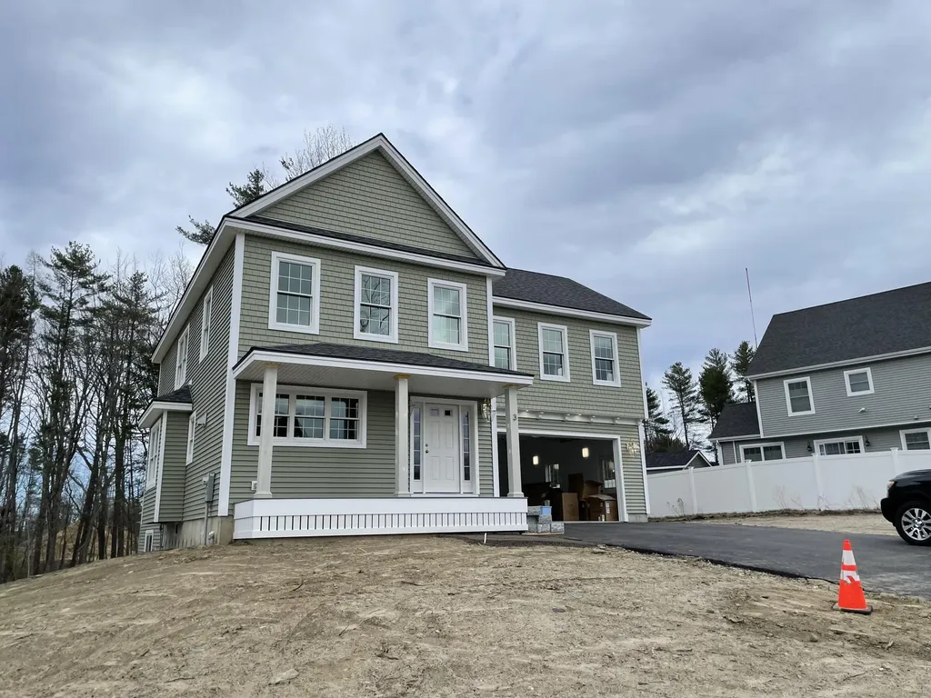3 Winn Way Scarborough ME 04074