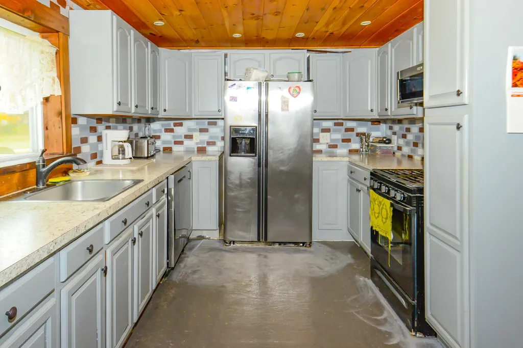 128 Carsley Road Harrison ME 04040