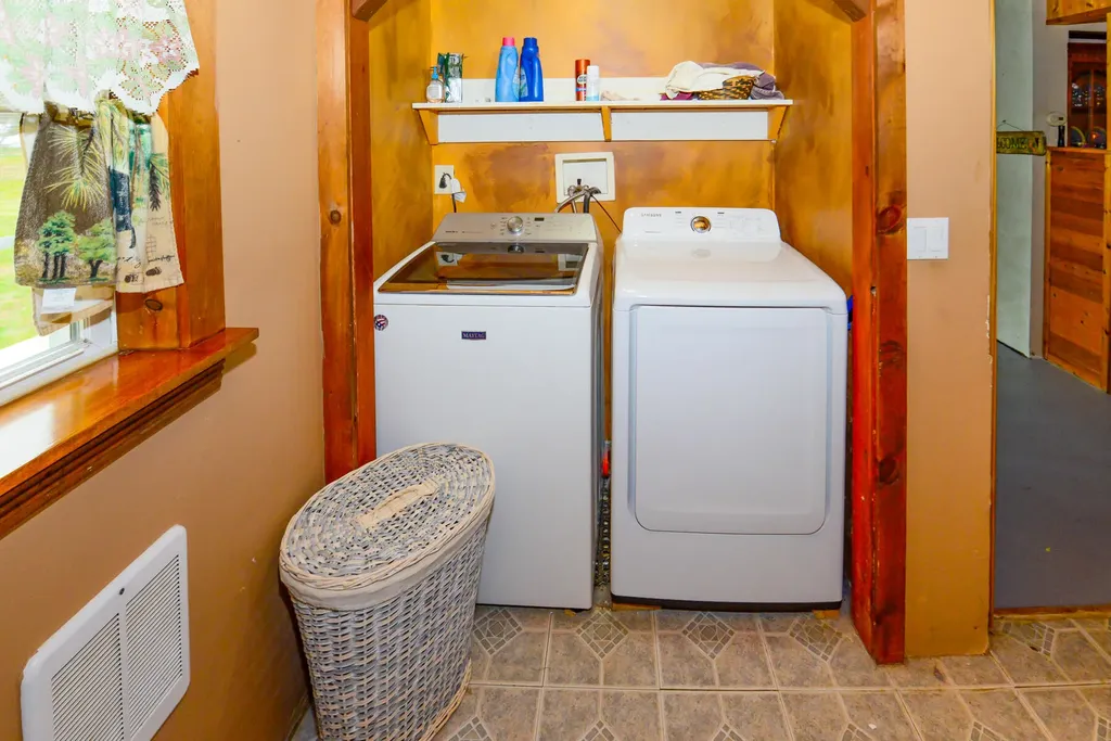 128 Carsley Road Harrison ME 04040