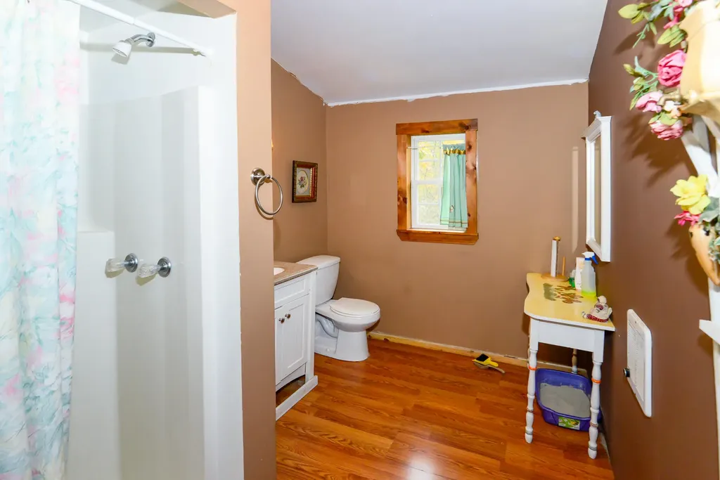 128 Carsley Road Harrison ME 04040