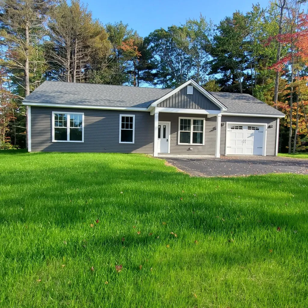 3 Blandings Way Biddeford ME 04005