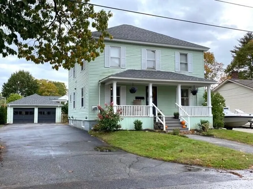 23 Hennessey Avenue Brunswick ME 04011