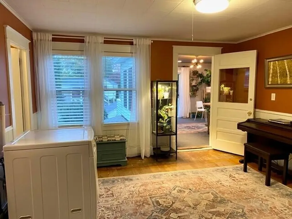 23 Hennessey Avenue Brunswick ME 04011