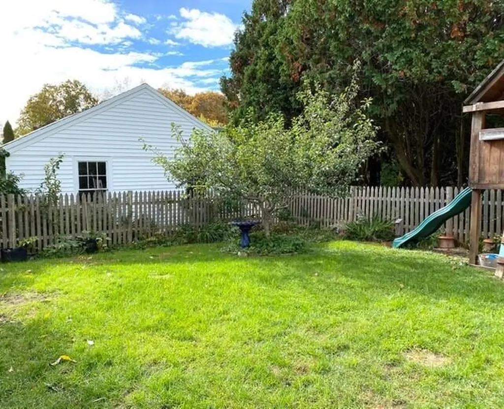 23 Hennessey Avenue Brunswick ME 04011