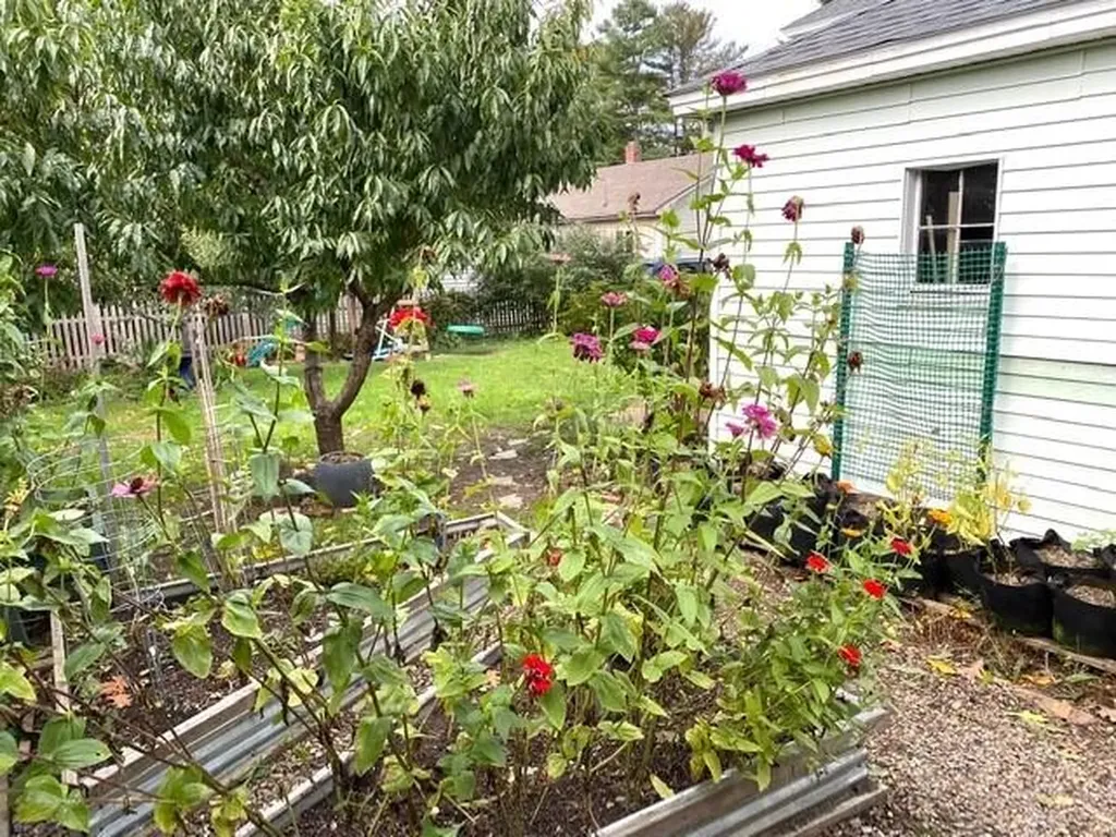 23 Hennessey Avenue Brunswick ME 04011