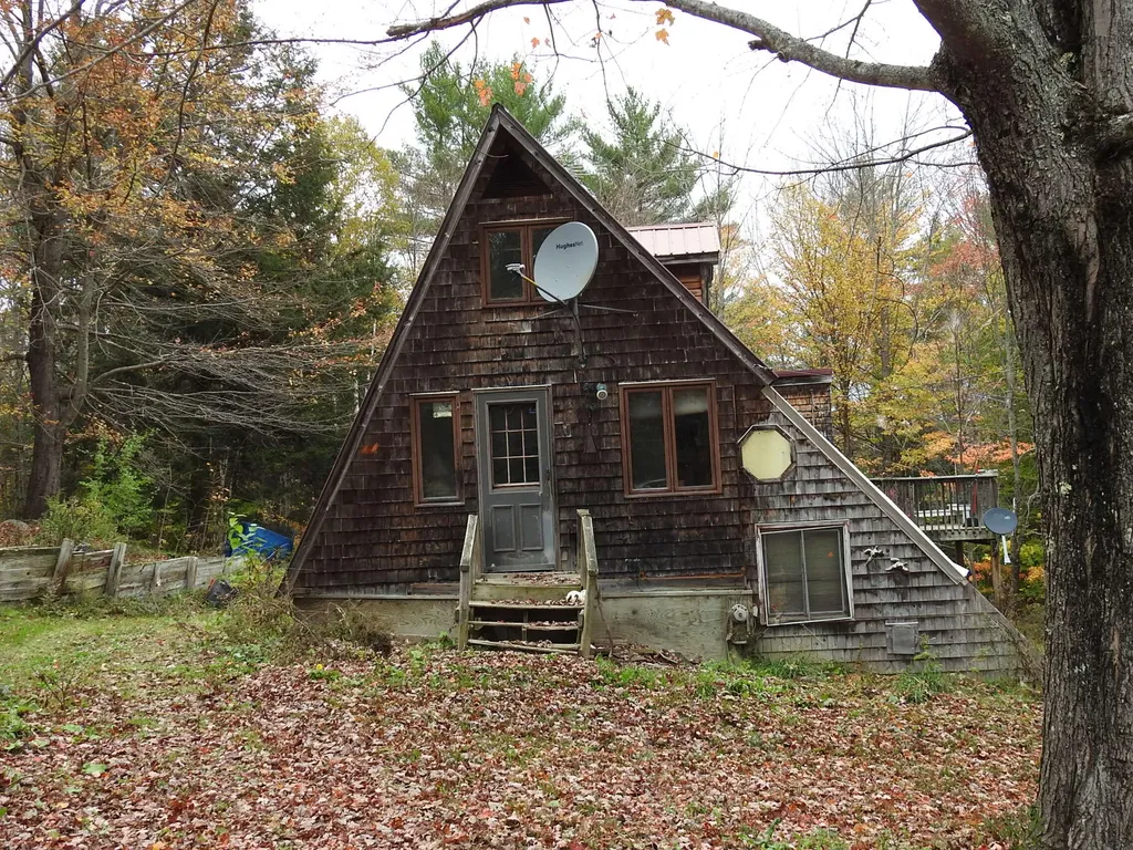 147 Noble Road Oxford ME 04270