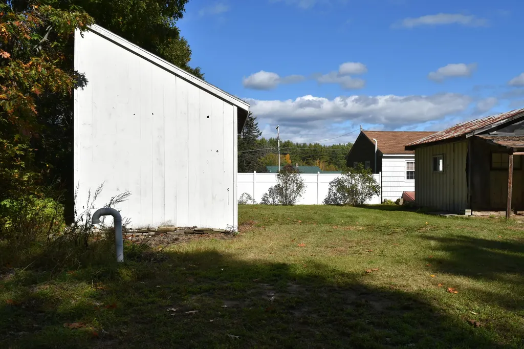 94 Ossipee Trail Limington ME 04049