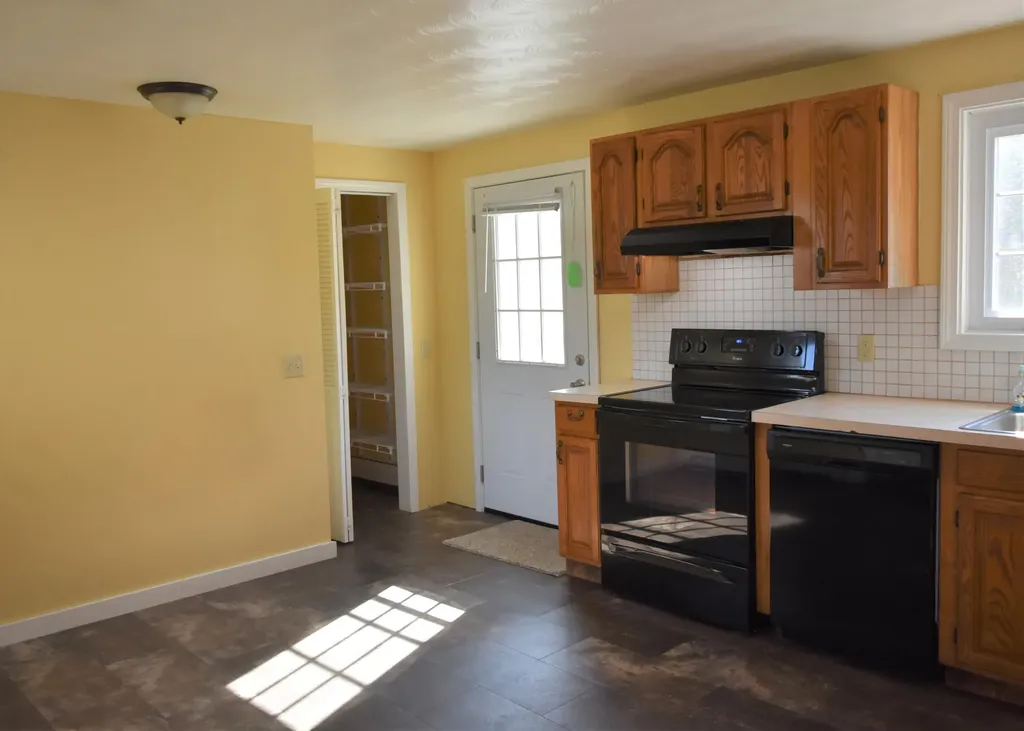 94 Ossipee Trail Limington ME 04049