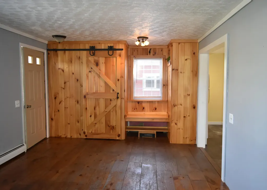 94 Ossipee Trail Limington ME 04049