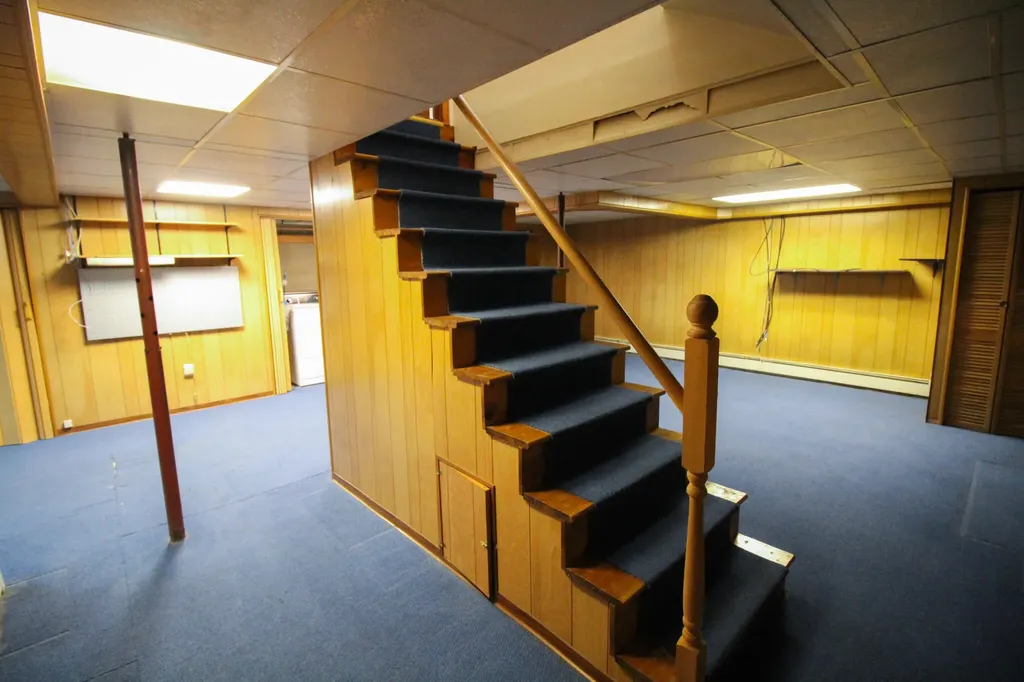 41 Phillips Road Glenburn ME 04401