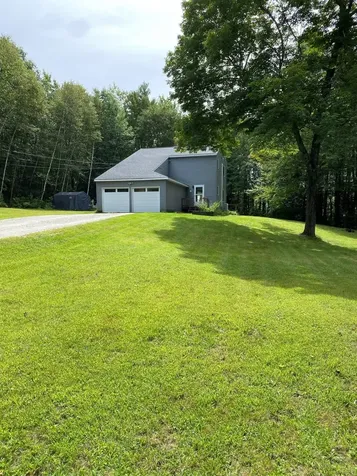 13 Berry Road Readfield ME 04355