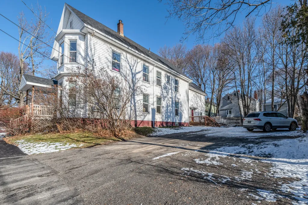 145 Pine Street Bangor ME 04401