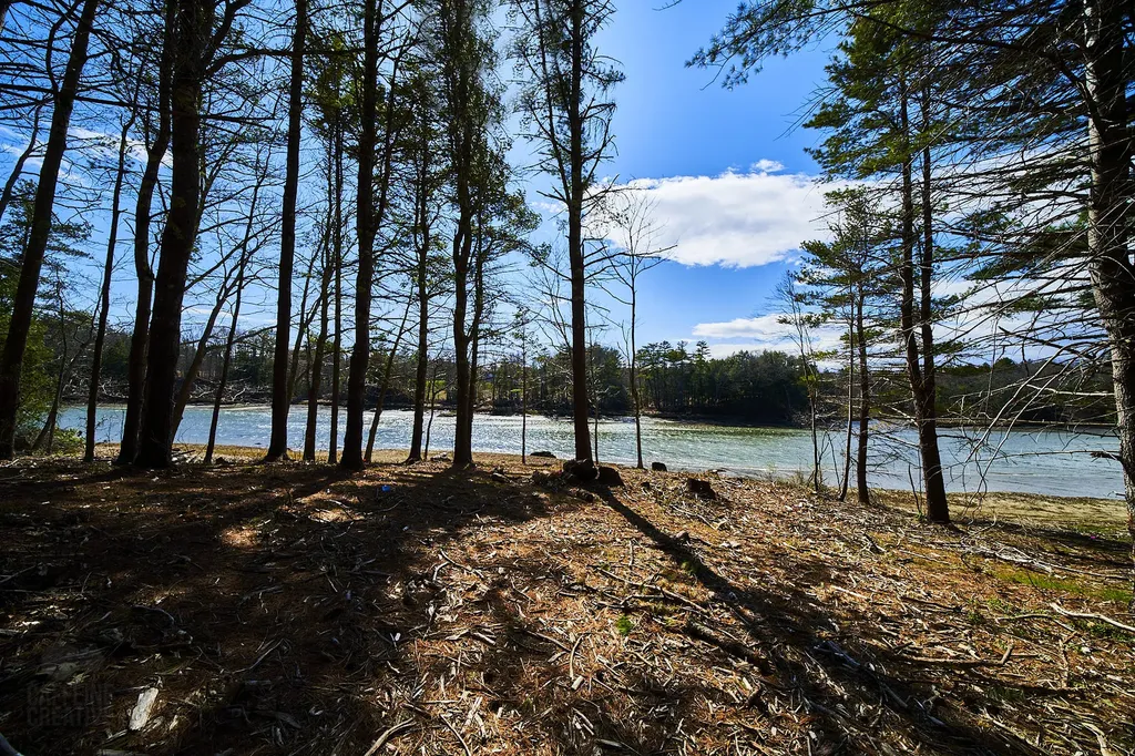 50 Rising Tide Lane Freeport ME 04032