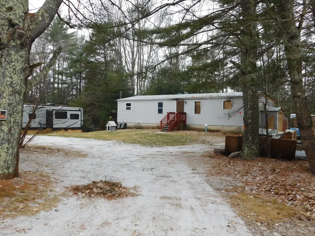 37 Long Swamp Road Lebanon ME 04027