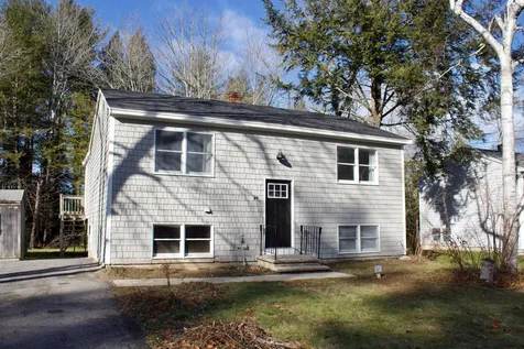 31 Forest Drive Topsham ME 04086