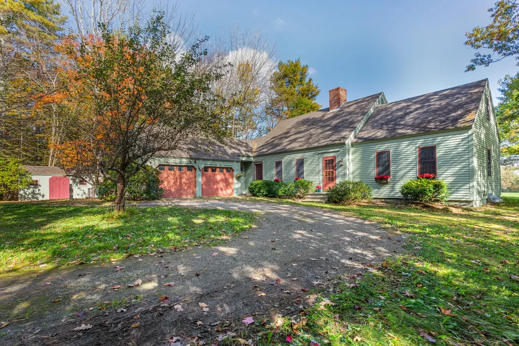 35 Cushman Road Nobleboro ME 04555