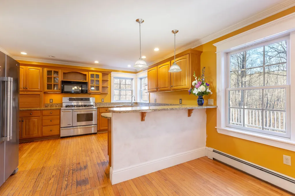 40 Jennifer Drive Auburn ME 04210