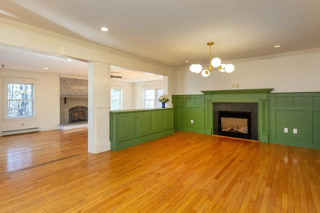 40 Jennifer Drive Auburn ME 04210