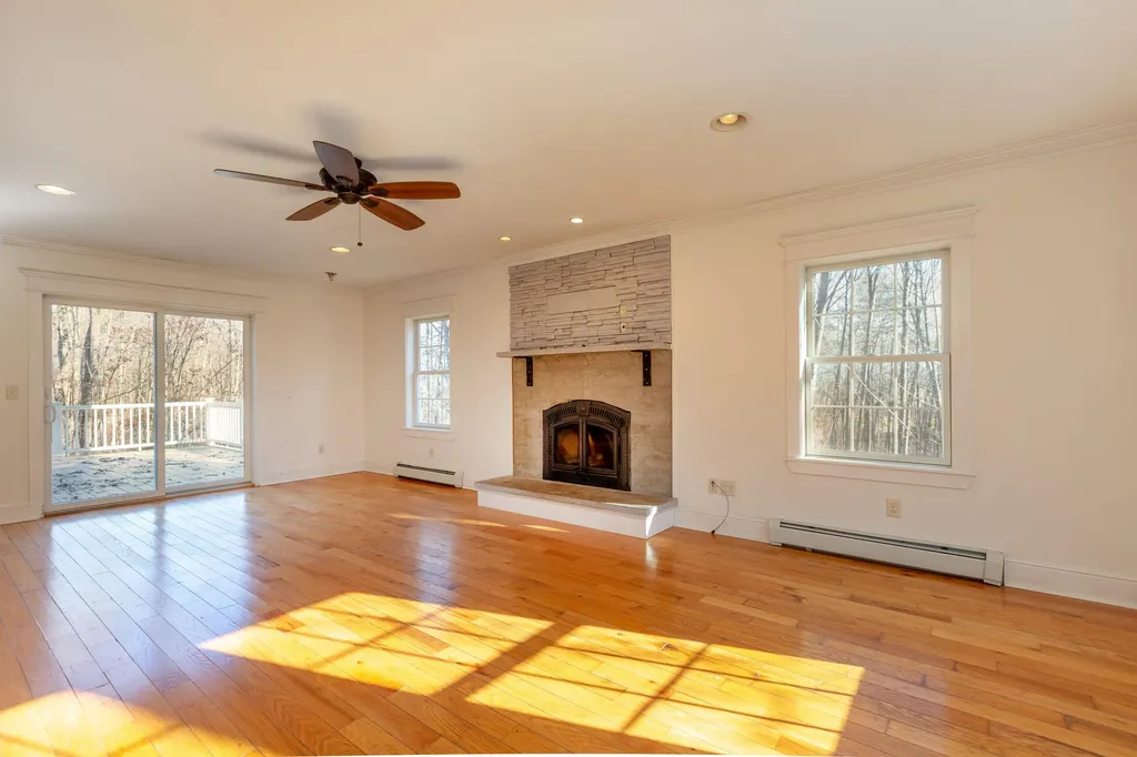 40 Jennifer Drive Auburn ME 04210