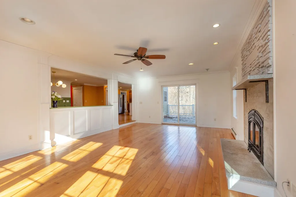 40 Jennifer Drive Auburn ME 04210