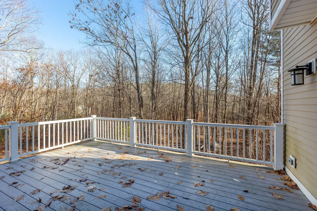 40 Jennifer Drive Auburn ME 04210