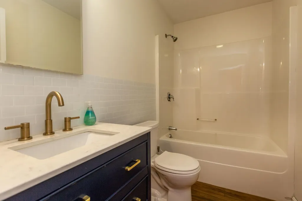 40 Jennifer Drive Auburn ME 04210