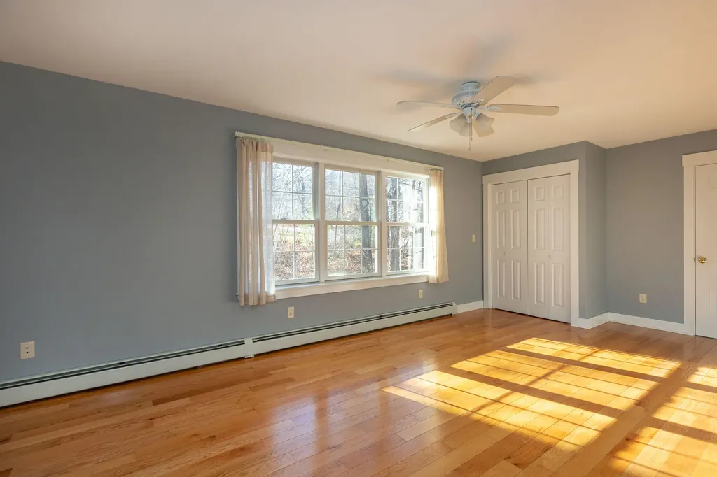 40 Jennifer Drive Auburn ME 04210