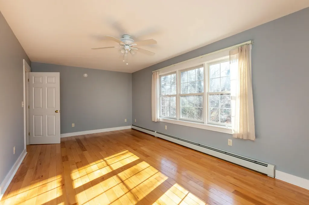 40 Jennifer Drive Auburn ME 04210
