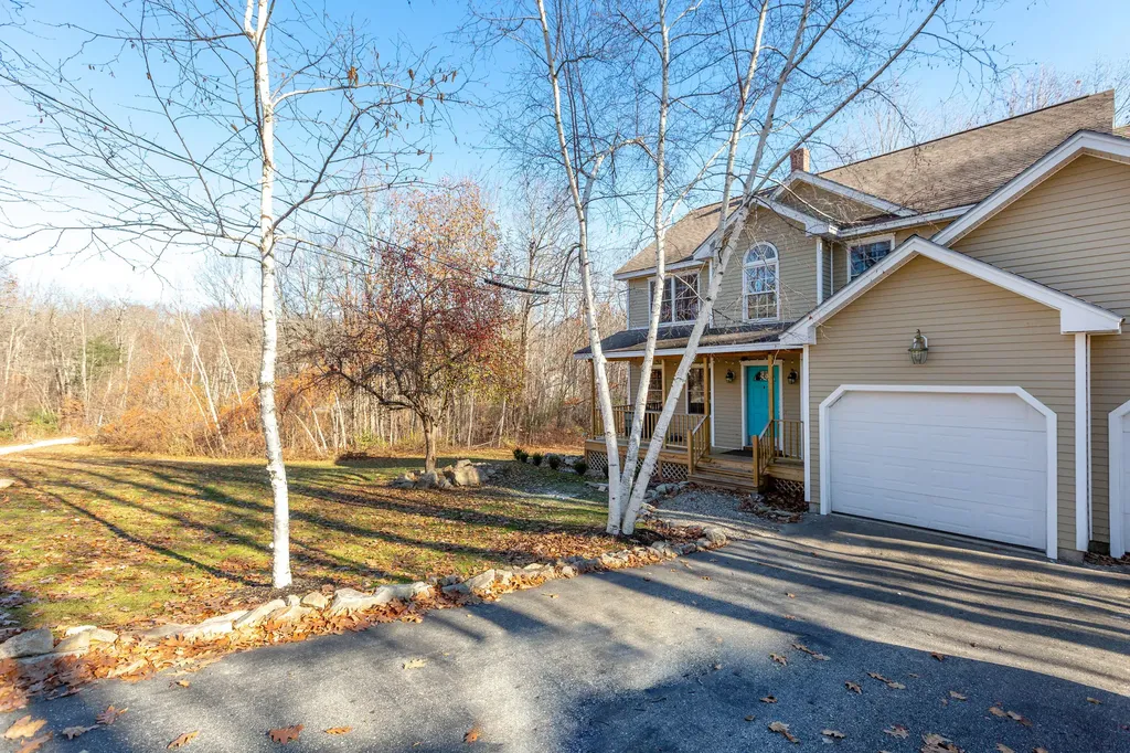 40 Jennifer Drive Auburn ME 04210