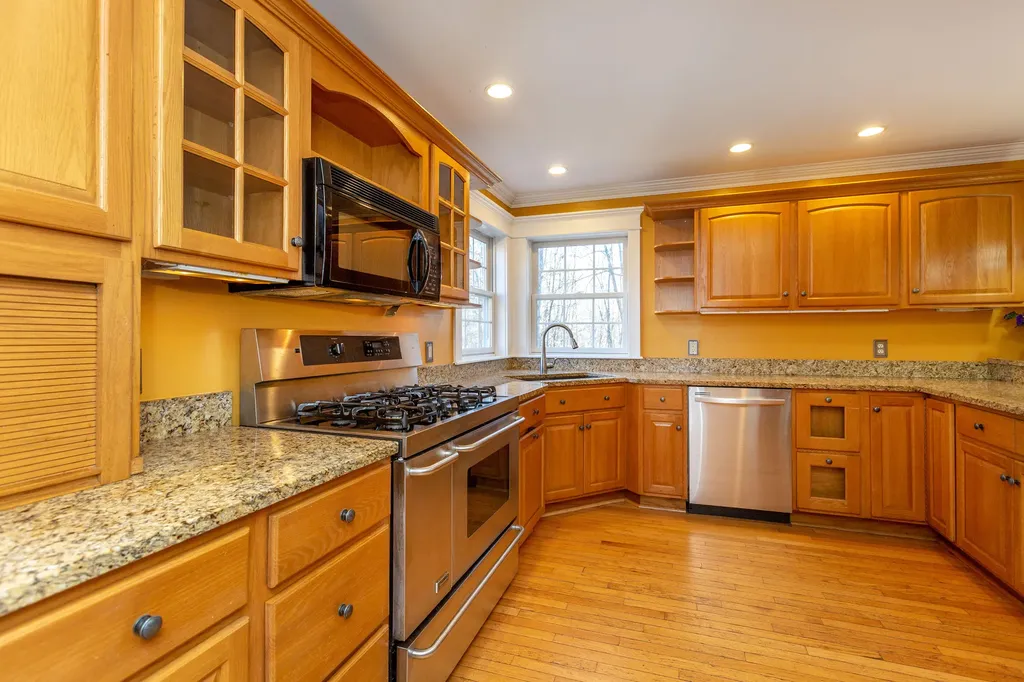 40 Jennifer Drive Auburn ME 04210