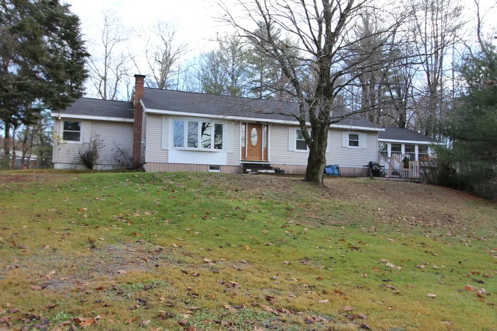 81 Woodman Hill Road Minot ME 04258
