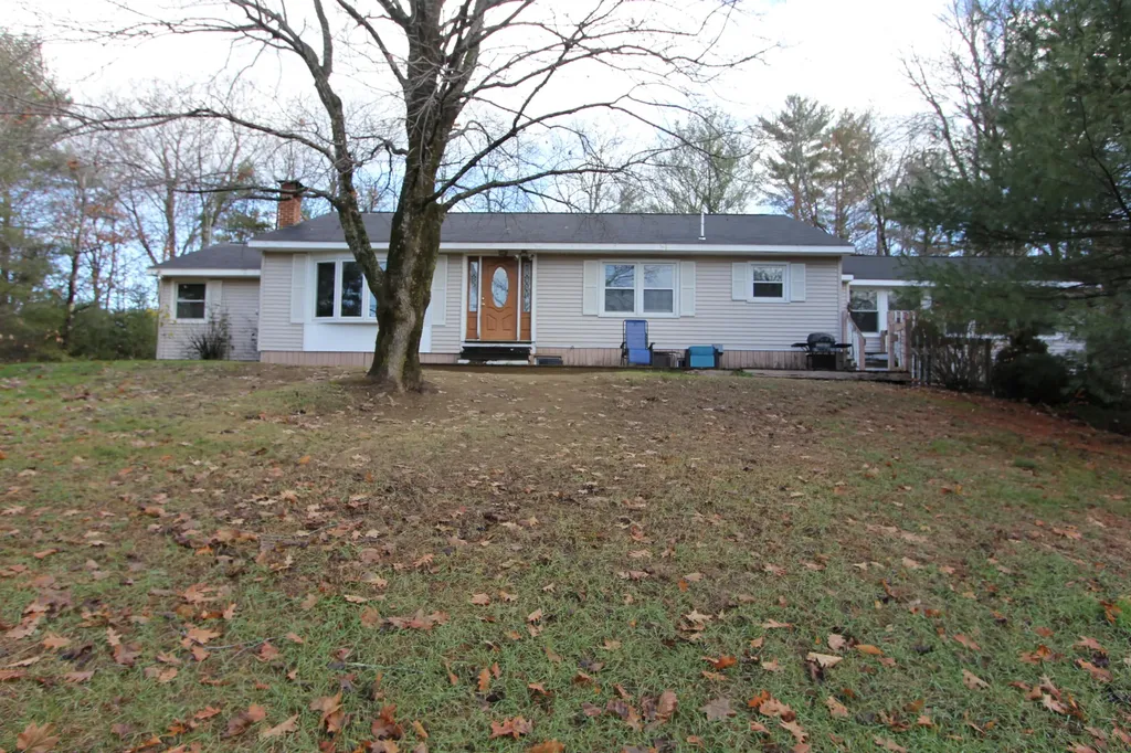 81 Woodman Hill Road Minot ME 04258