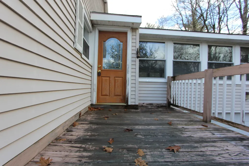 81 Woodman Hill Road Minot ME 04258