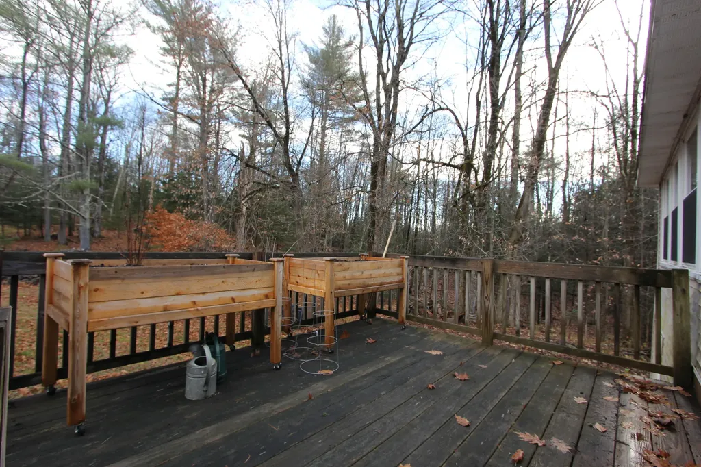 81 Woodman Hill Road Minot ME 04258