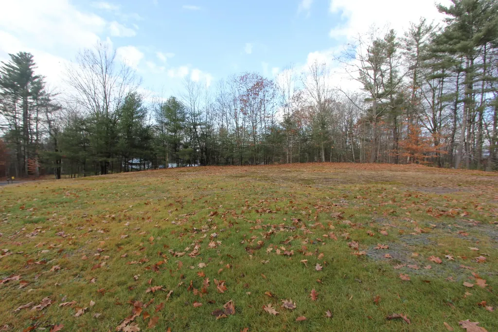 81 Woodman Hill Road Minot ME 04258