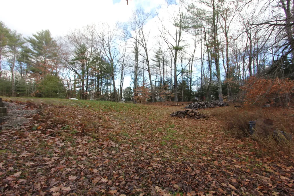 81 Woodman Hill Road Minot ME 04258