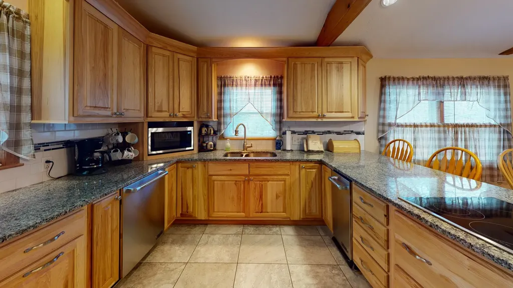 81 Woodman Hill Road Minot ME 04258